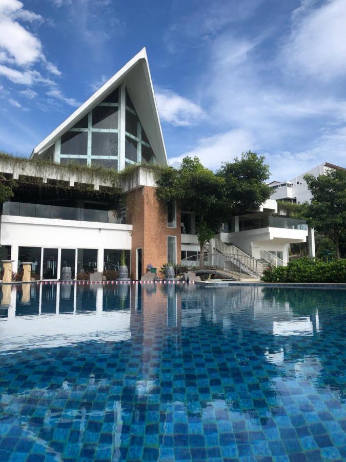 Amartahills Hotel And Resort Batu  Ngoại thất bức ảnh